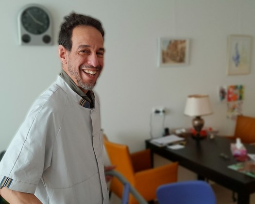 Michel Helpende Aaron Sara Steady
